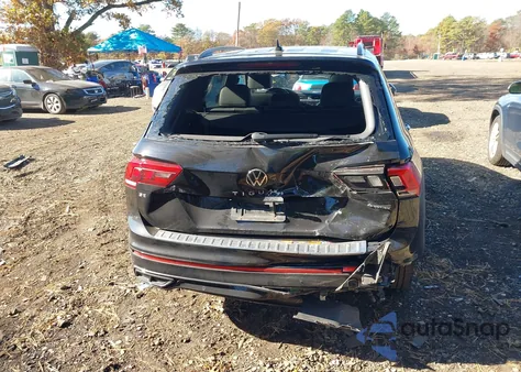 2022 Volkswagen Tiguan 2.0T Se R-Line Black from USA, damaged, VIN 3VV8B7AX7NM103620